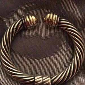 Large David Yurman bracelet-100% auth